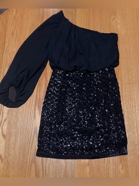 Laundry By Shelli Segal Black One-Shoulder Sequin Dress